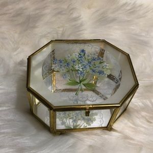 Vintage trinket box